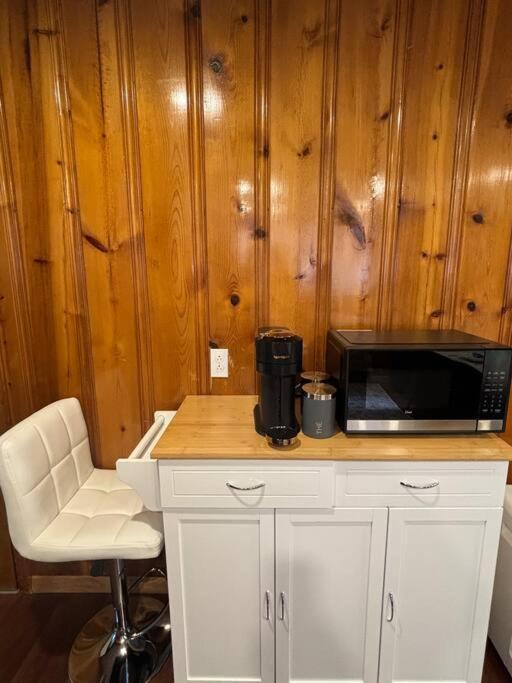 Apartamento Cozy Spacious Work Friendly Lotus With Garden View High Speed Free Wi Fi And Parking Adjacent To Downtown *